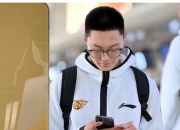 开云平台-包含紧张情节！比赛节奏迅猛，观众屏息以待的词条