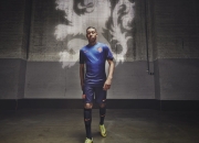 开云足球直播-猛龙制霸骑士，乔治成为关键先生