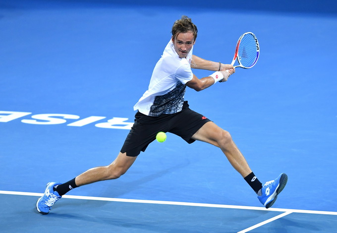 日本网球队强势西班牙网球队，梅德韦杰夫惊艳世界的简单介绍