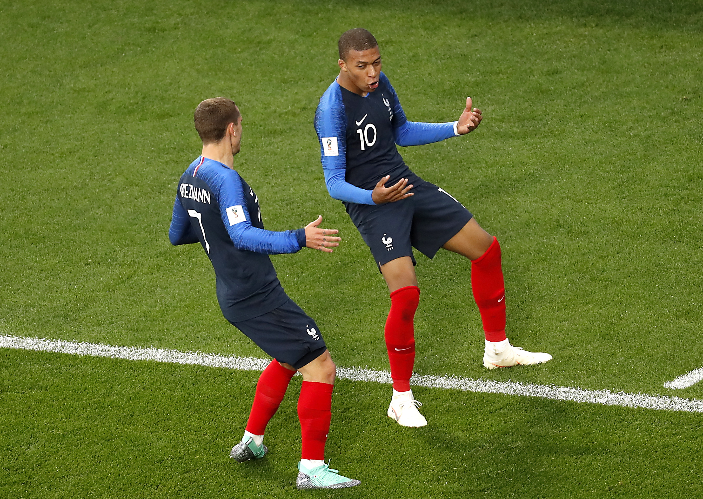 法国力克秘鲁，布鲁诺·费尔南德斯高光表现