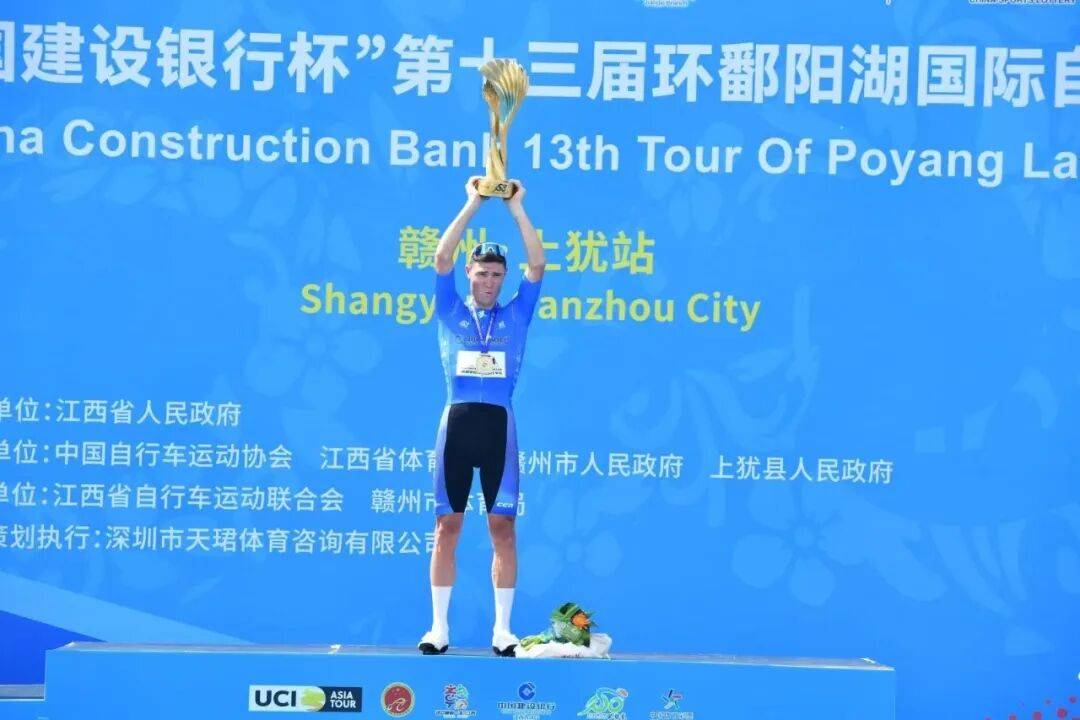 队员们在洲际赛事上展现出顶尖竞技水平的简单介绍 队员们在洲际赛事上展现出顶尖竞技水平的简单介绍