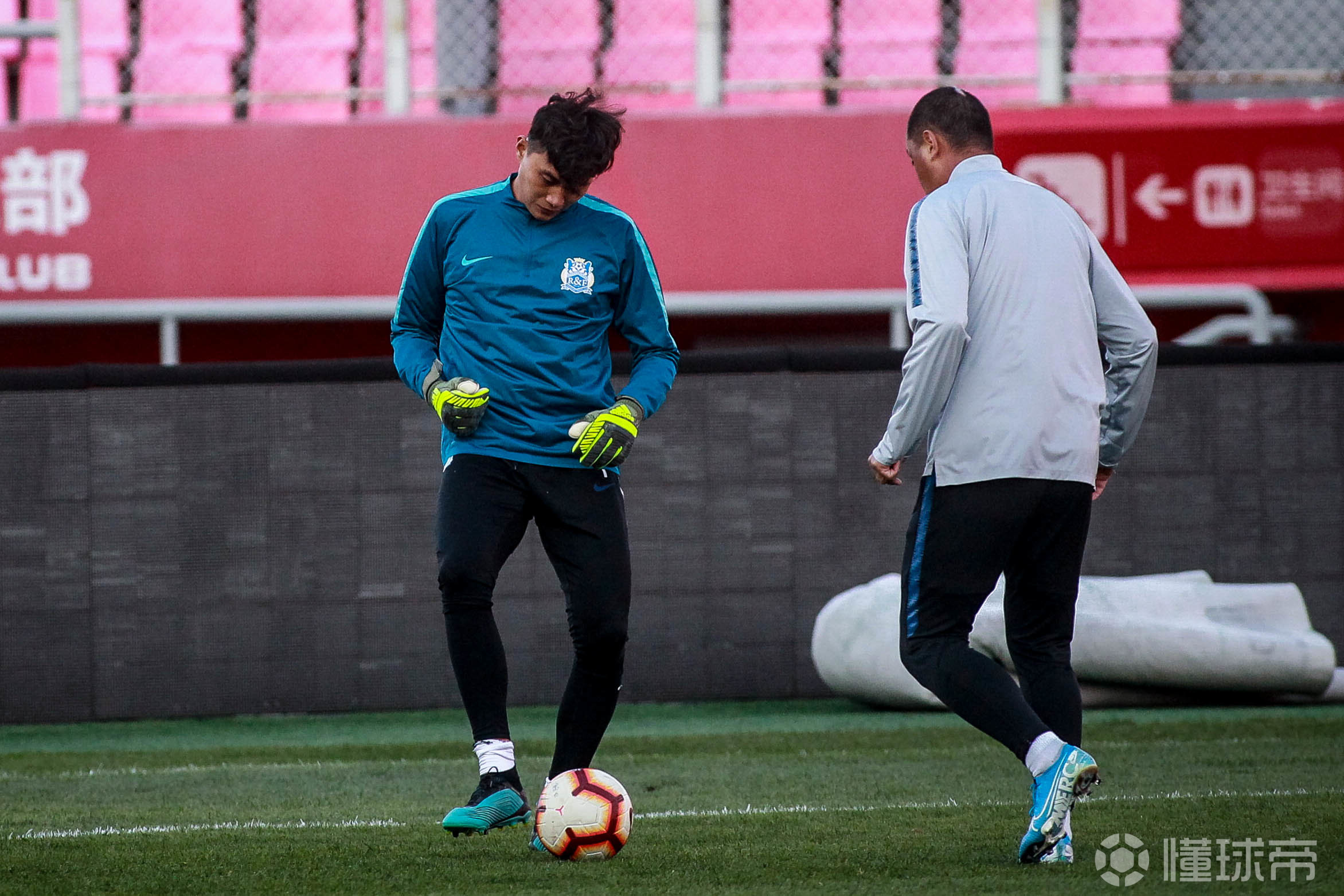 伊维因赛事延期，球队备战受阻