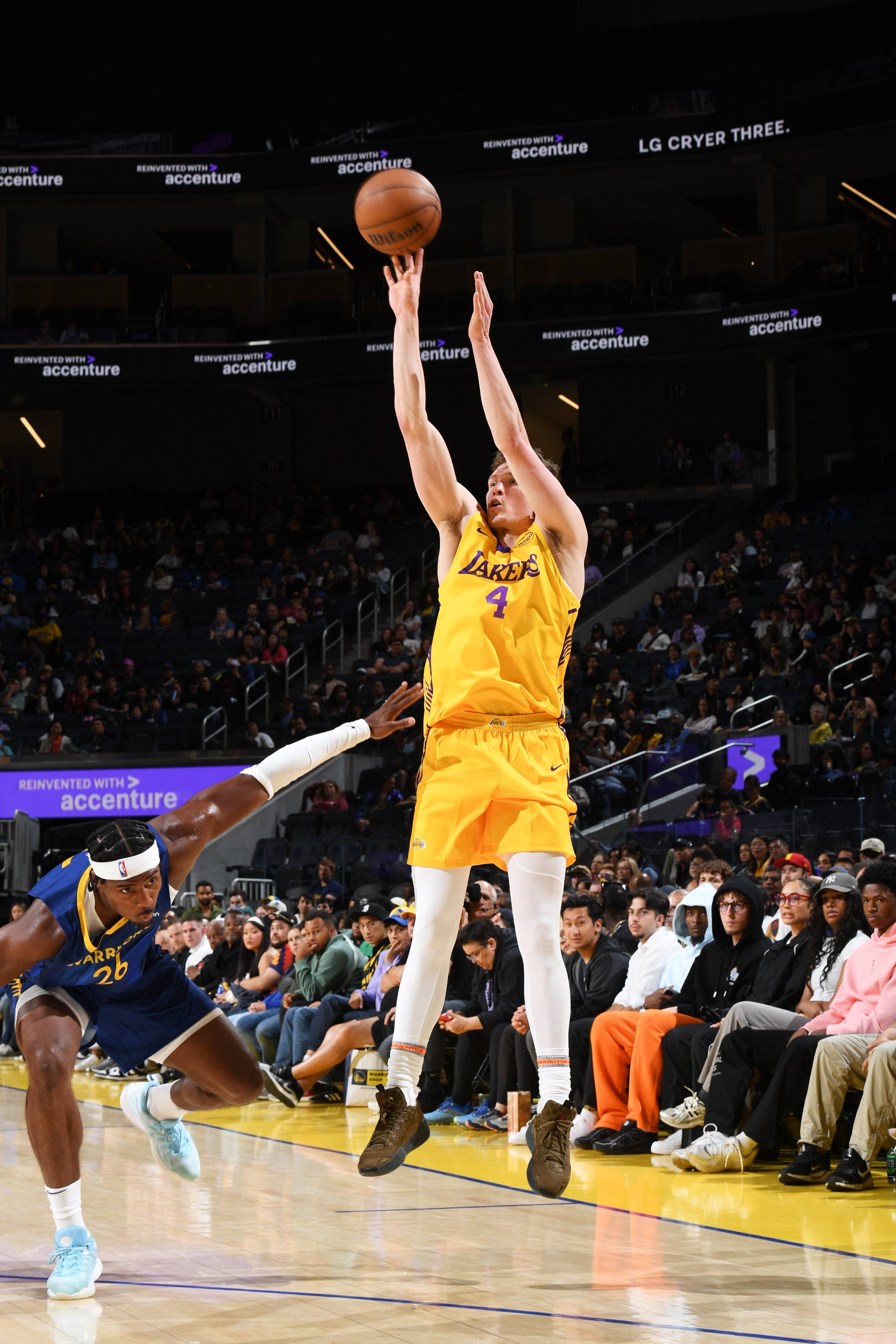 火箭低迷表现被湖人击败，三连败状态堪忧的简单介绍