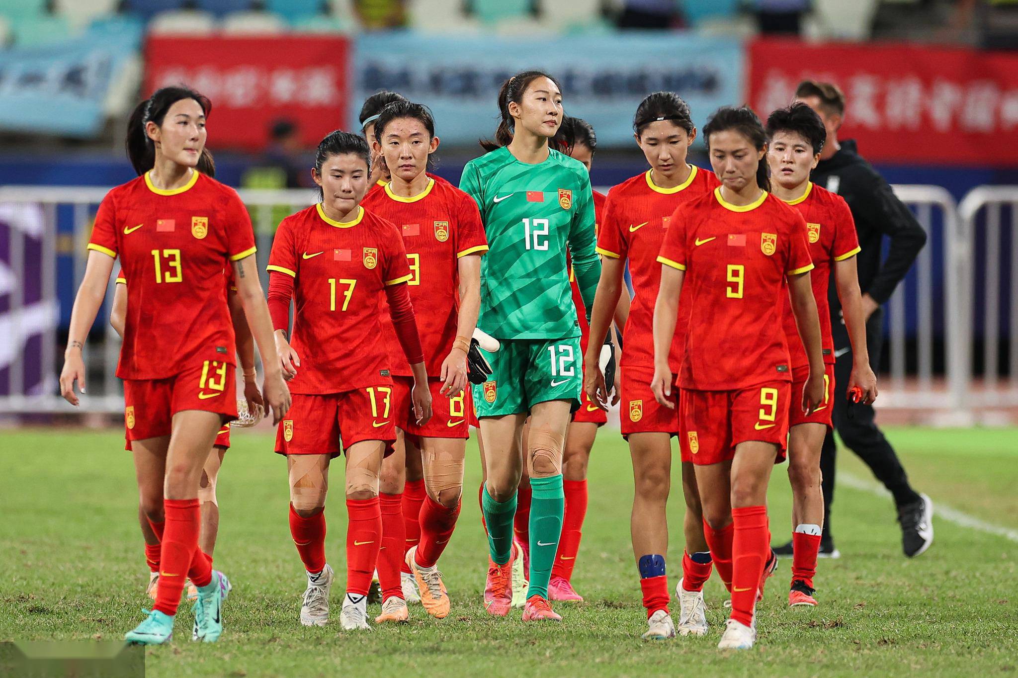 日本女足队员展现出顽强拼搏的精神的简单介绍